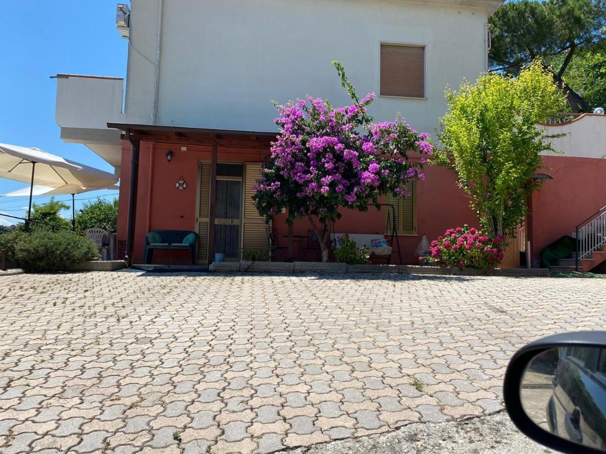 B&B Santa Lucia Silvi Paese Eksteriør billede