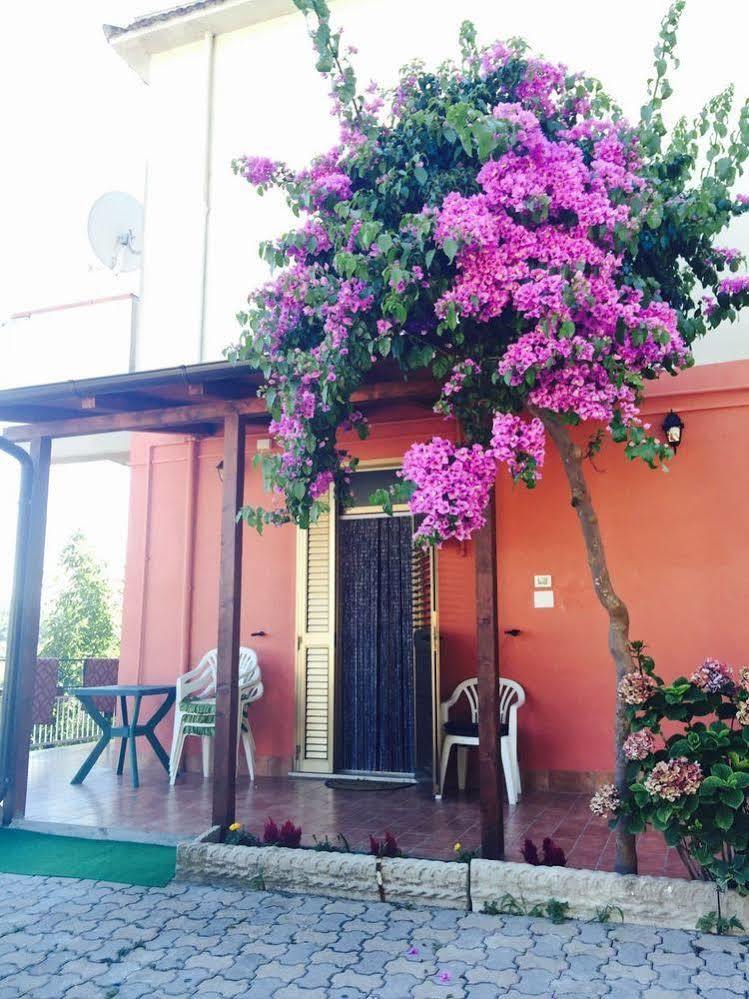 B&B Santa Lucia Silvi Paese Eksteriør billede